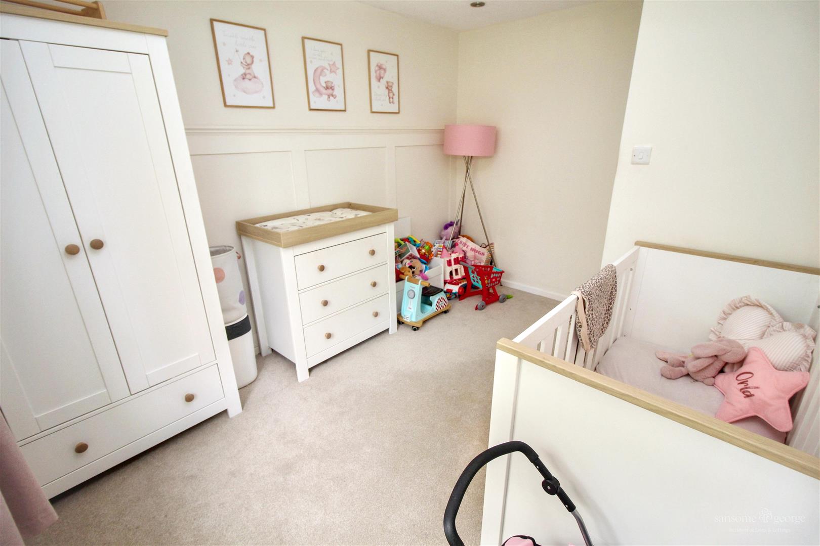 Starlings Drive, Tilehurst, Reading